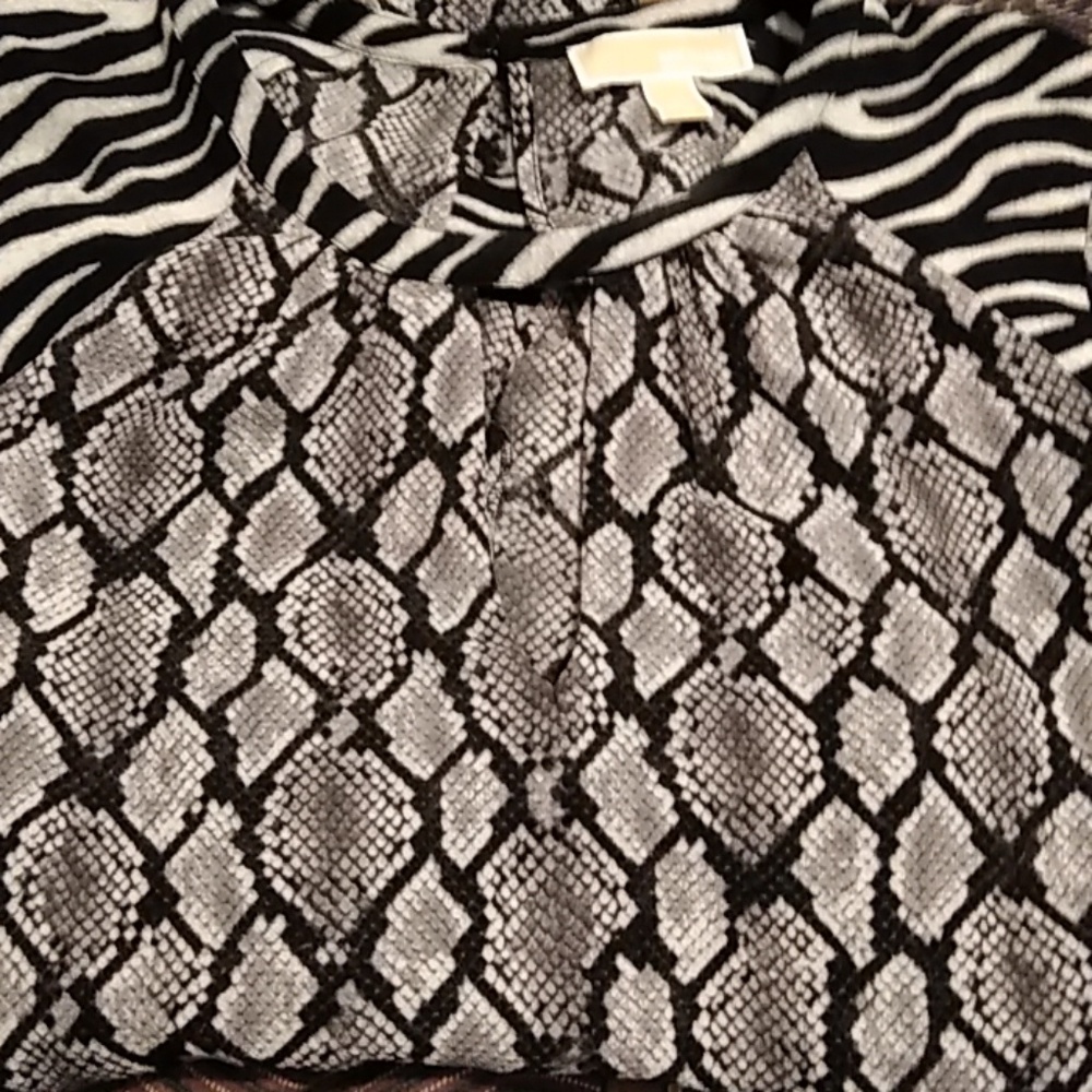 Ladies top